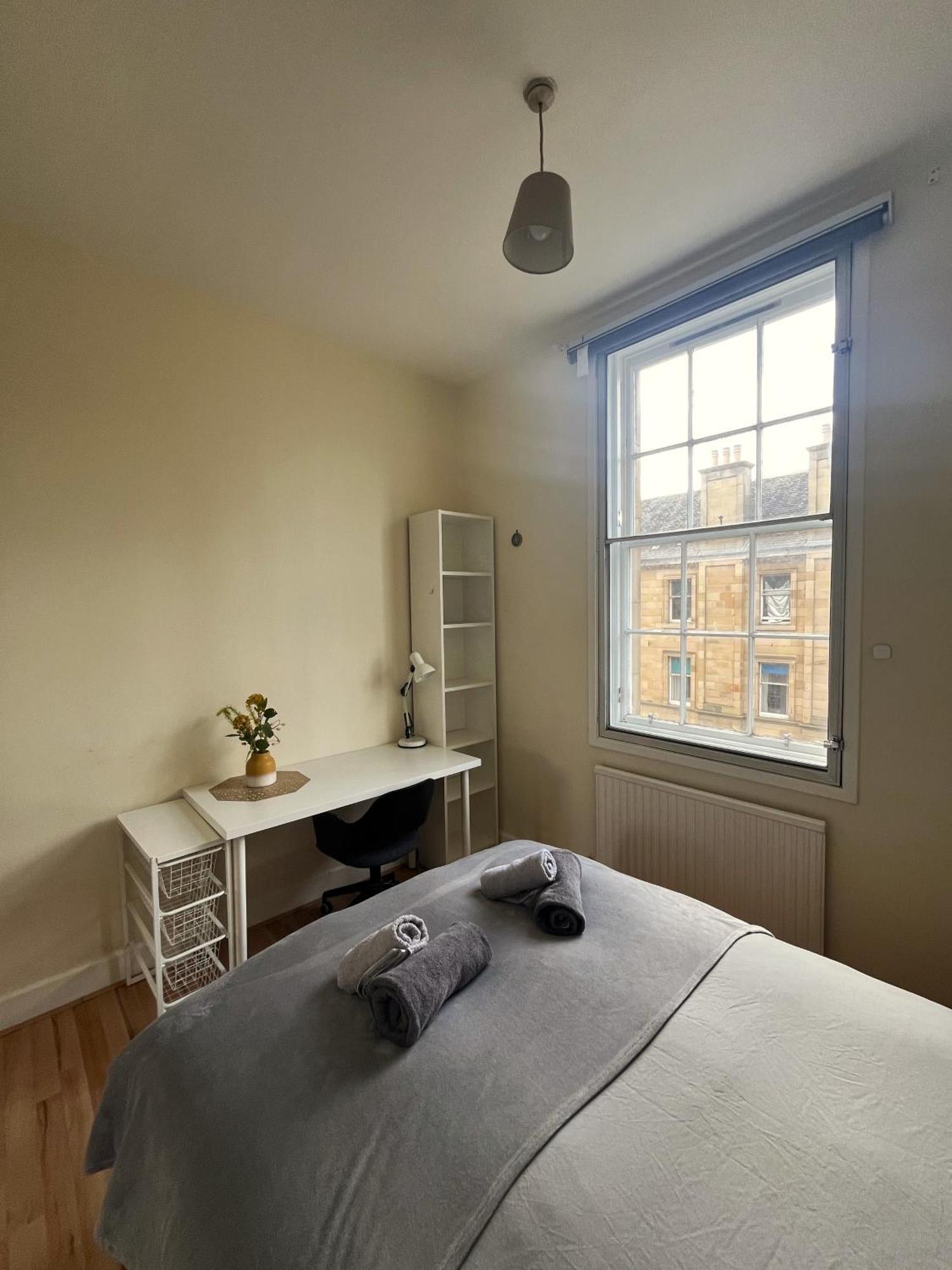 Centre - George Square Apartment Edinburgh