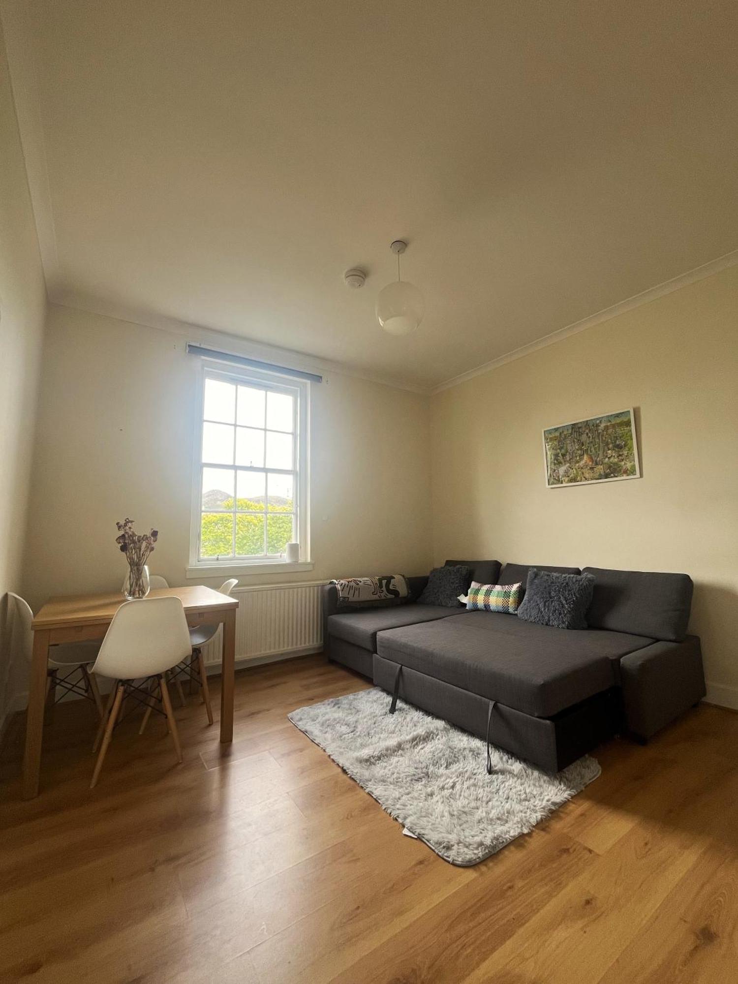Apartment Centre - George Square *